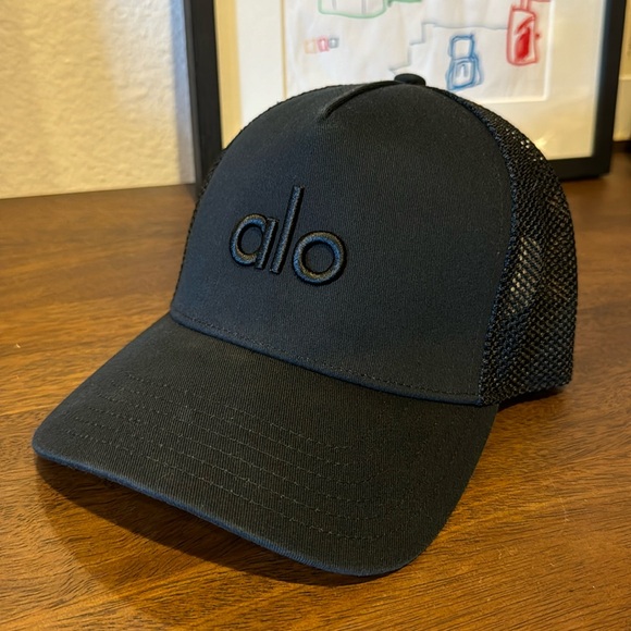 ALO Yoga Other - ALO YOGA EUC Black District Trucker Mesh Baseball Cap Hat